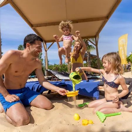 Tropical 6p 3bdrms Aircon