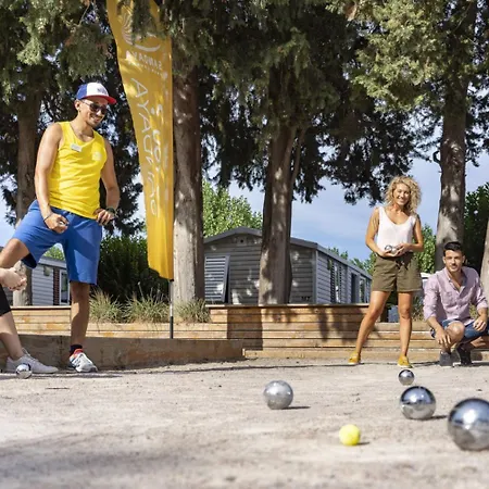 Tropical 6p 3bdrms Aircon Camping