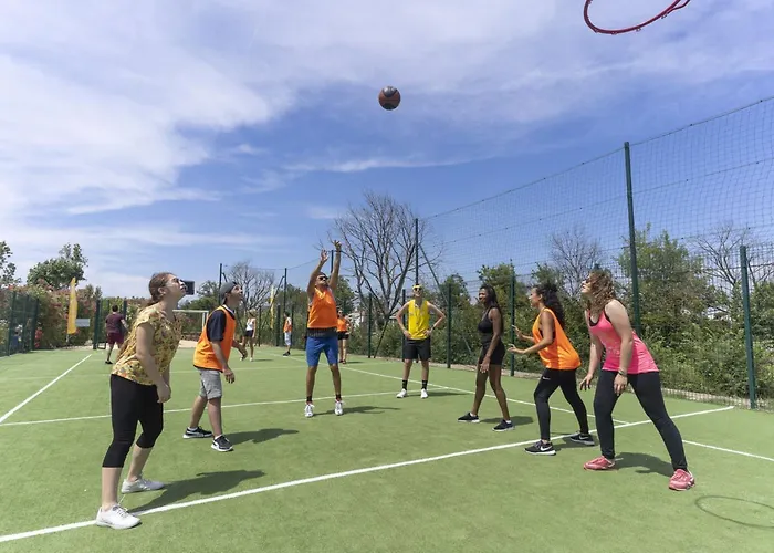 Tropical 6p 3bdrms Aircon Camping *